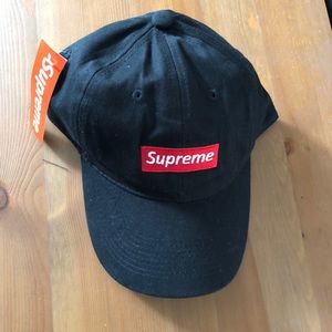 Box Logo Supreme Hat